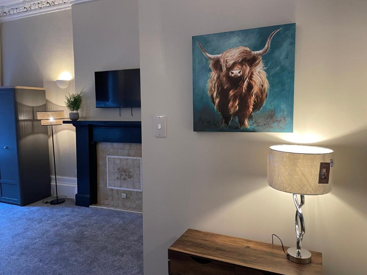 Traditional 5 Bedroom City Centre Apartment 글라스고 외부 사진